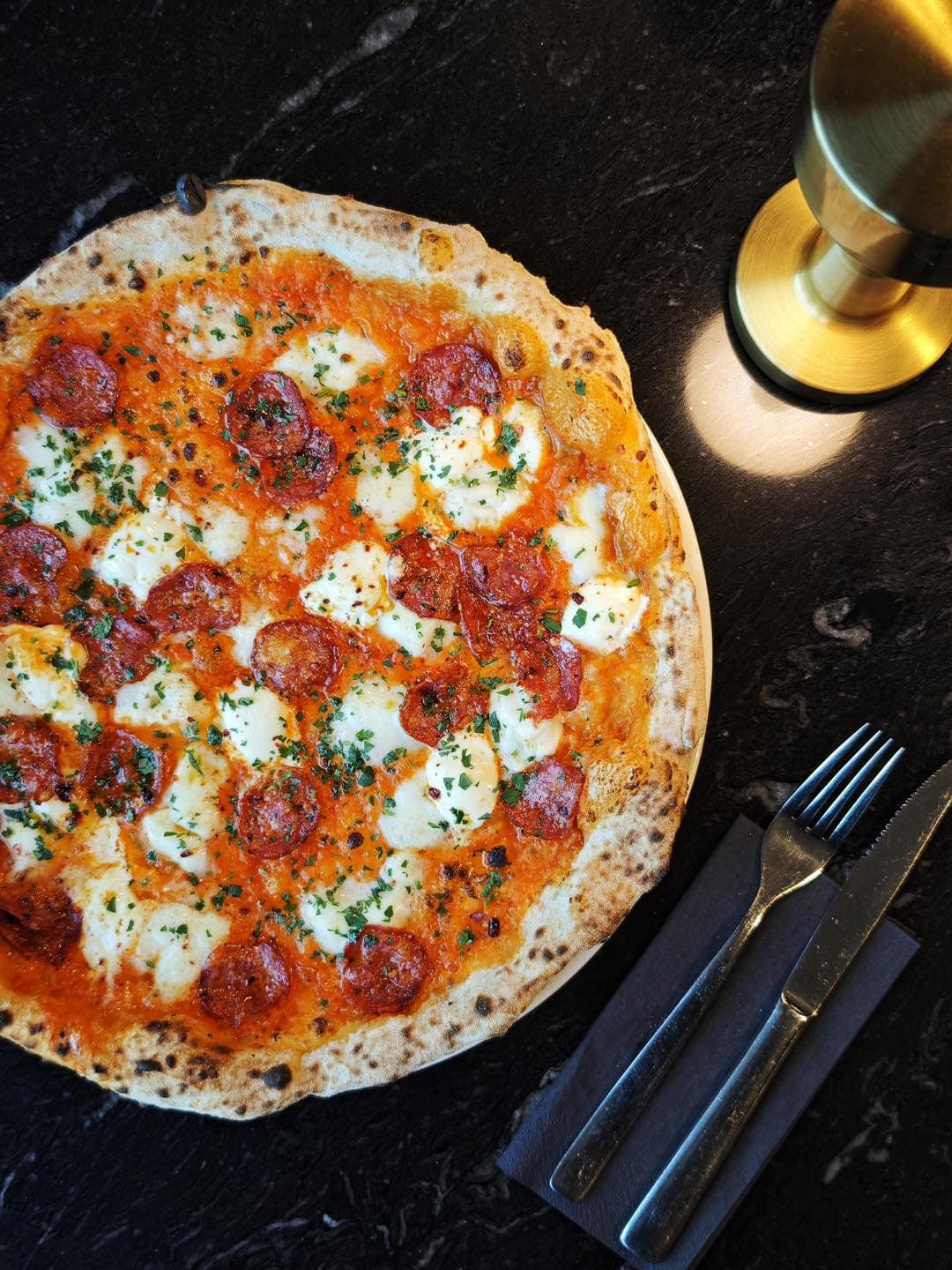 Pizza neapolitańska La Fontana